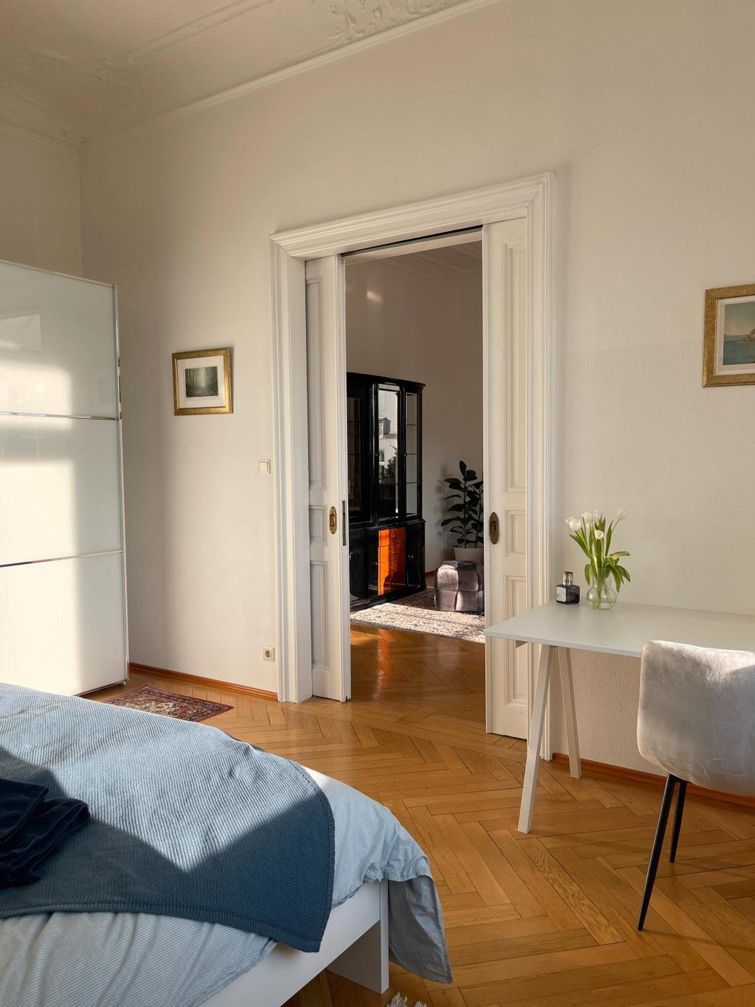 Nero Apartment *